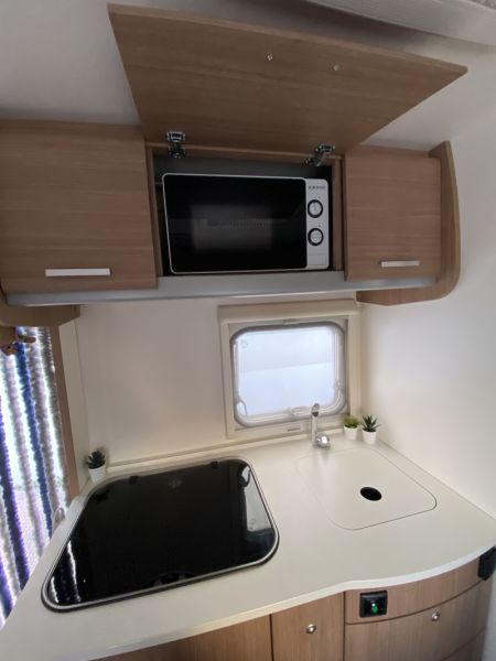 En venta Adria Aviva 495 LX Blanco 2015 Tarragona foto 12