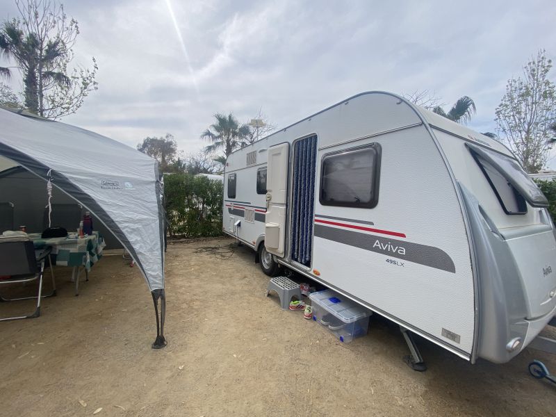 En venta Adria Aviva 495 LX Blanco 2015 Tarragona foto 13