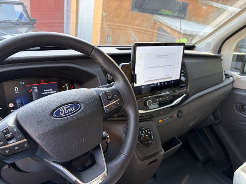 En venta Ford Horon 66 xt Gris 2026 Barcelona foto 3