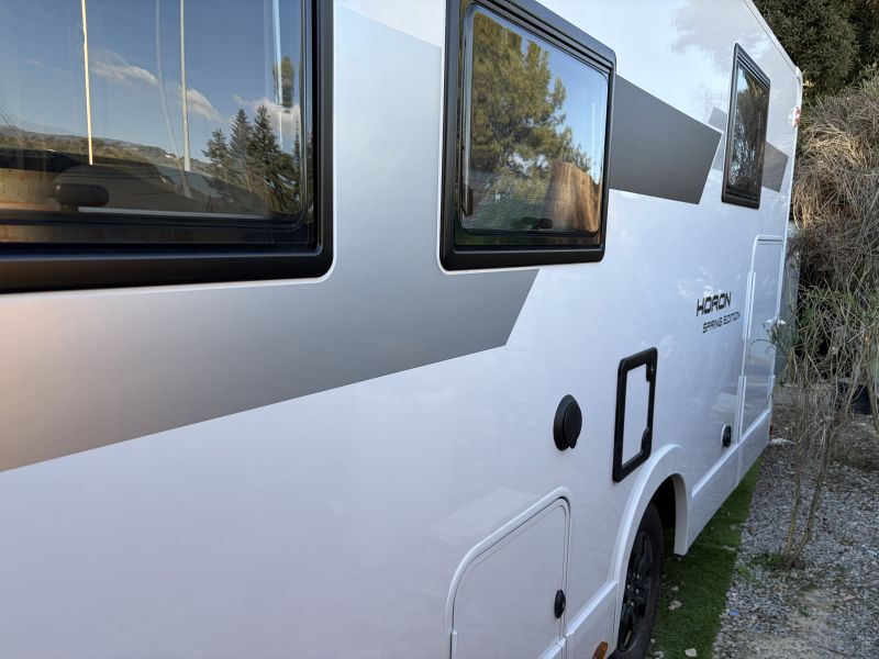 En venta Ford Horon 66 xt Gris 2026 Barcelona foto 4