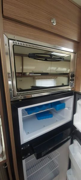 En venta Fiat ITINEO 700SB Blanco 2017 Pontevedra foto 9