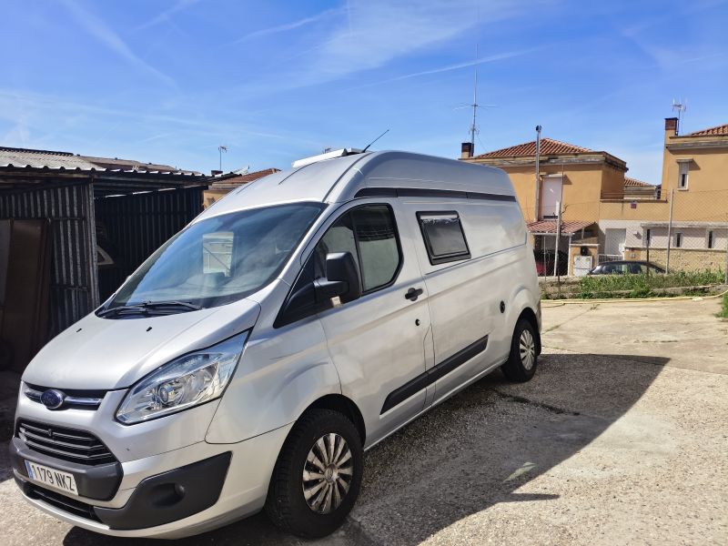 En venta Ford Transit Nugget  Gris 2014 Guadalajara foto 1