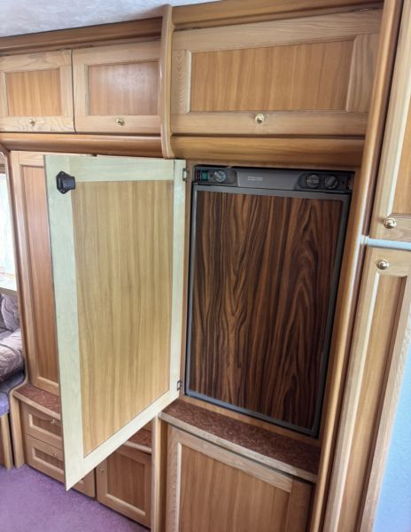 En venta Bavaria-Camp Cameo 440SLE Blanco 2001 Valencia foto 5