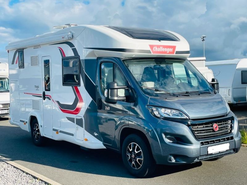 En venta Challenger Mageo Premium 260  Blanco 2019 Madrid foto 1