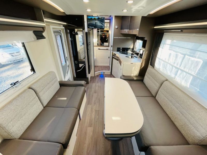 En venta Challenger Mageo Premium 260  Blanco 2019 Madrid foto 8