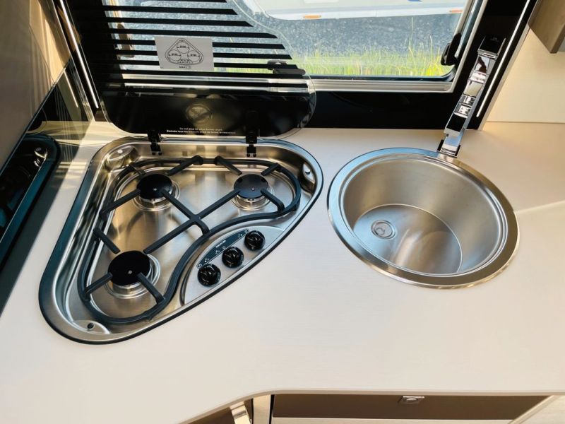 En venta Challenger Mageo Premium 260  Blanco 2019 Madrid foto 12