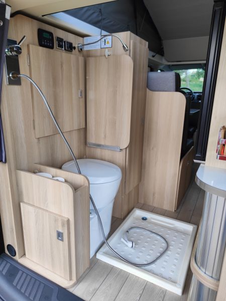 En venta Dreamer ford transit capland  Blanco 2020 Barcelona foto 15