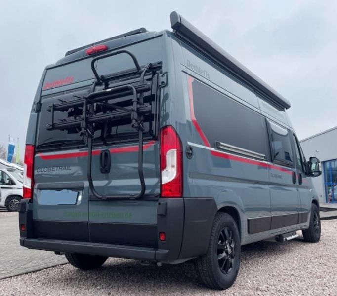 En venta Dethleffs  Globetrail 600 DF Classic Azul 2024 Madrid foto 3