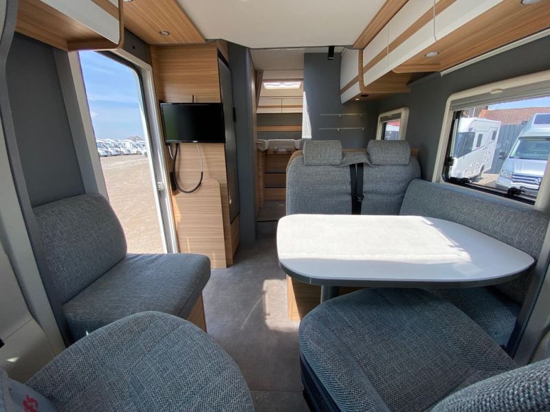 En venta Dethleffs  Just 90T 7052 EB  Blanco 2021 Madrid foto 10