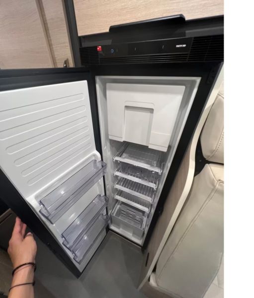En venta Dreamer D55UP 2xClima,Awning,Solar,Lifepo4 Blanco 2025 Madrid foto 19