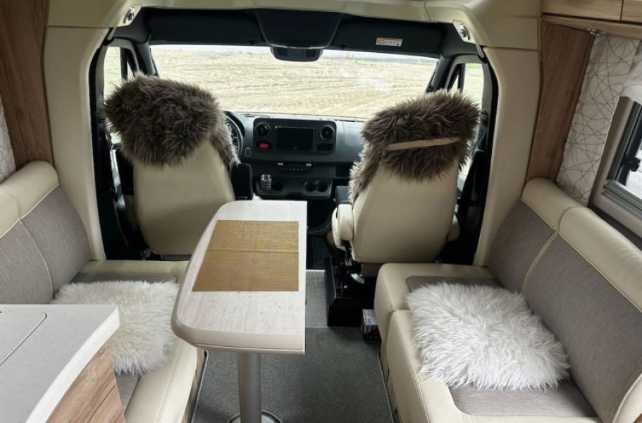 En venta Euro Liner MOBIL PROFILA 726 Blanco 2023 Madrid foto 5