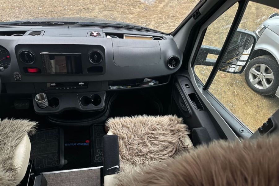 En venta Euro Liner MOBIL PROFILA 726 Blanco 2023 Madrid foto 7