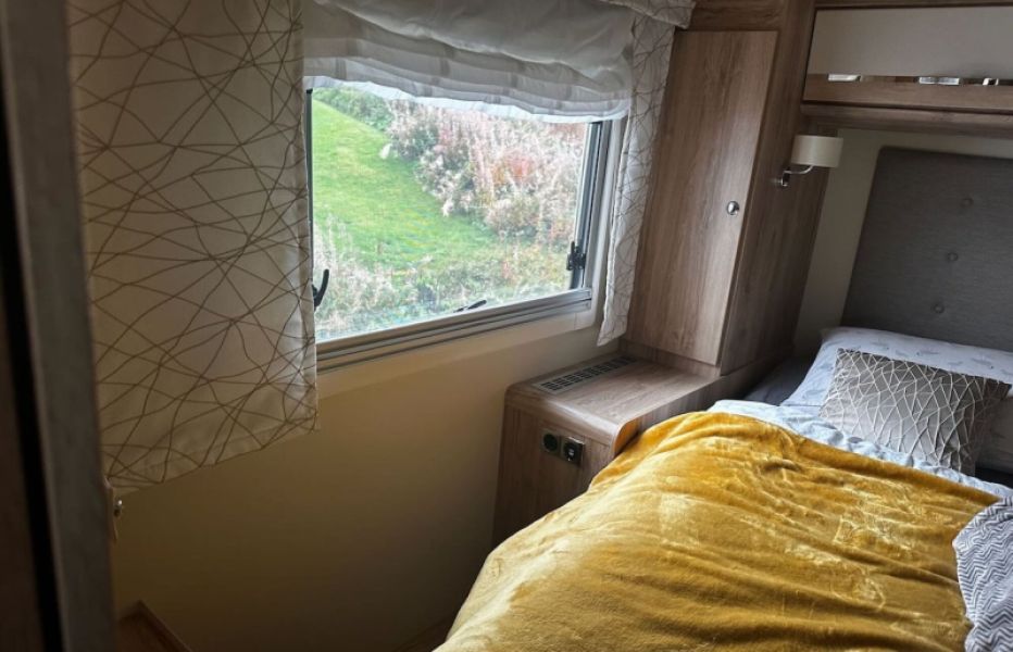 En venta Euro Liner MOBIL PROFILA 726 Blanco 2023 Madrid foto 16