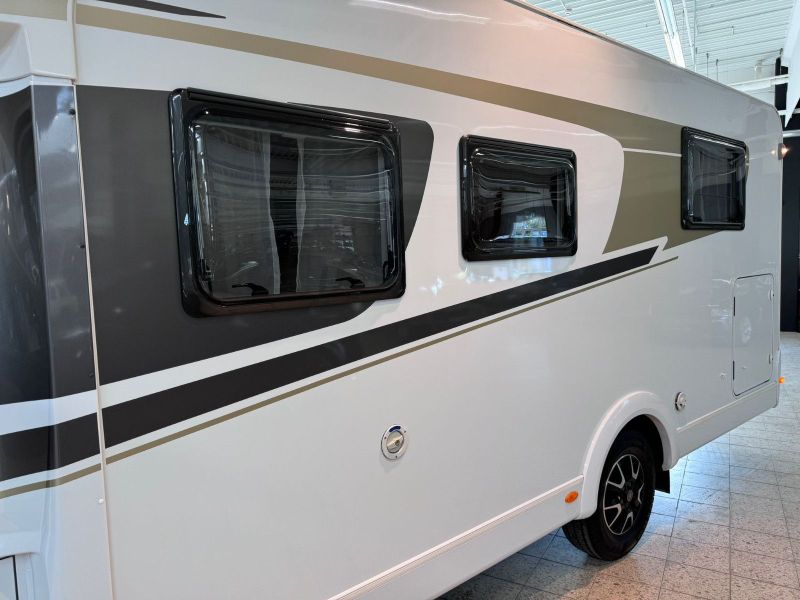 En venta Fiat Capron T68 Blanco 2018 Madrid foto 2