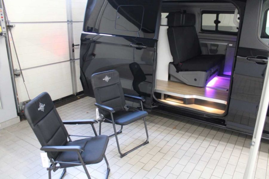 En venta Ford Tourneo Custom Nugget L1 Negro 2025 Madrid foto 6