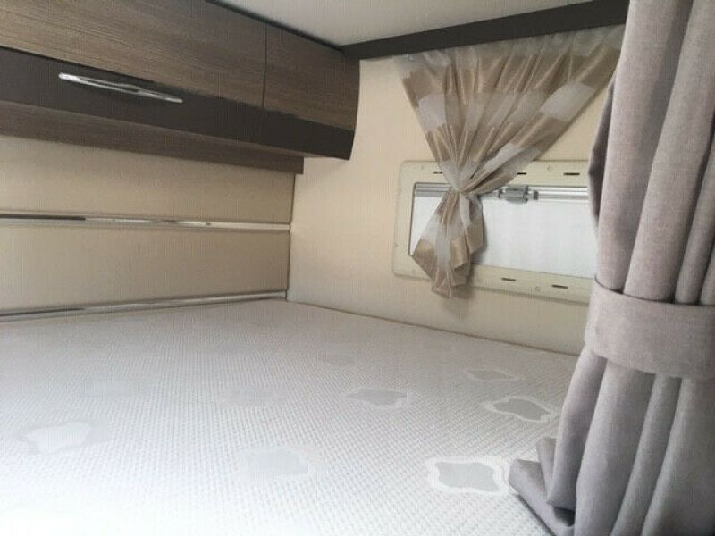 En venta Ford Wohnmobil Challenger C394 Genisis  Blanco 2016 Madrid foto 14