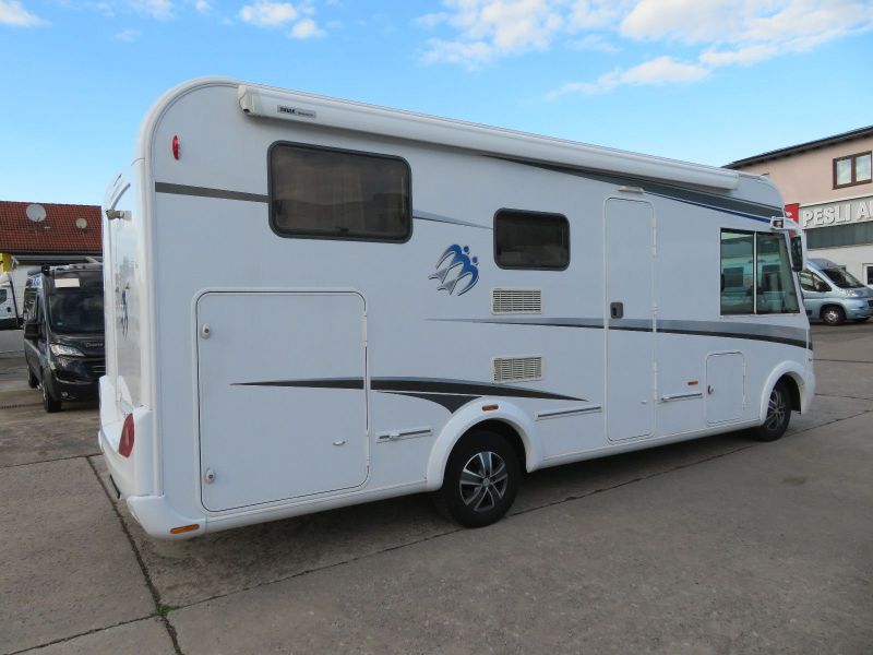 En venta Knaus Sky I 650 LEG   Blanco 2012 Madrid foto 3
