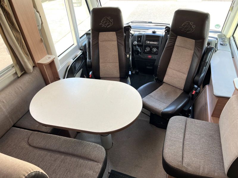 En venta Knaus Sky I 650 LEG   Blanco 2012 Madrid foto 6