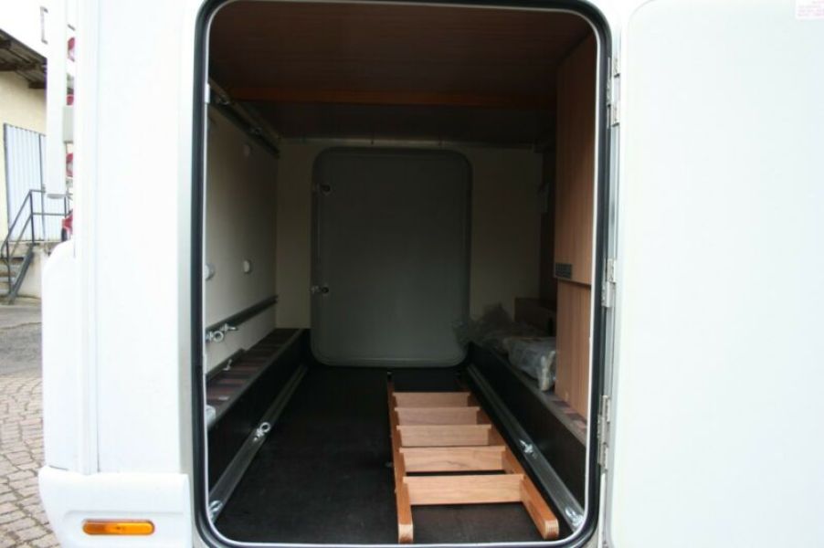 En venta Knaus Sky Wave 650 MG Blanco 2015 Madrid foto 6