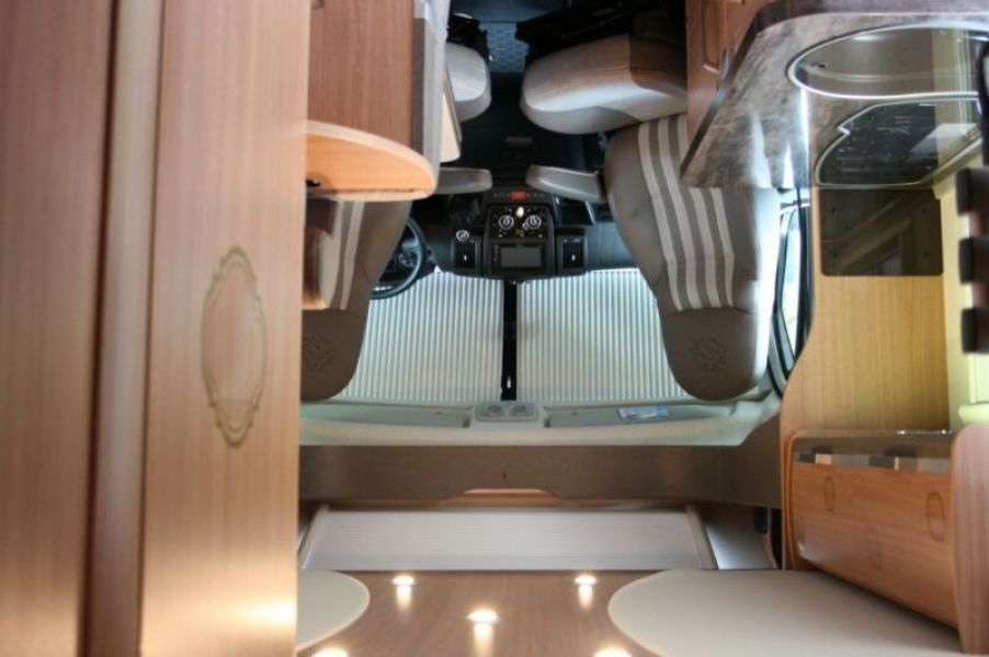 En venta Knaus Sky Wave 650 MG Blanco 2015 Madrid foto 9