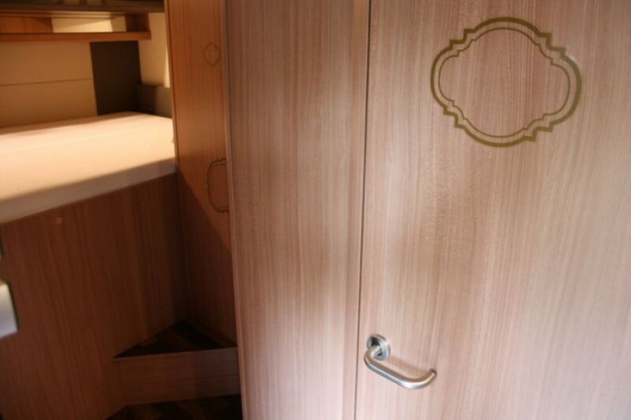 En venta Knaus Sky Wave 650 MG Blanco 2015 Madrid foto 12