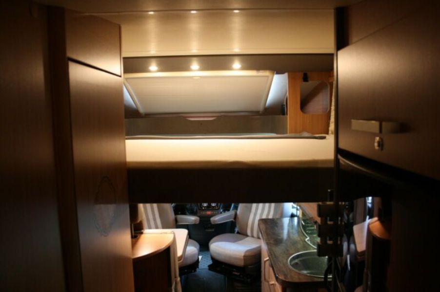 En venta Knaus Sky Wave 650 MG Blanco 2015 Madrid foto 15