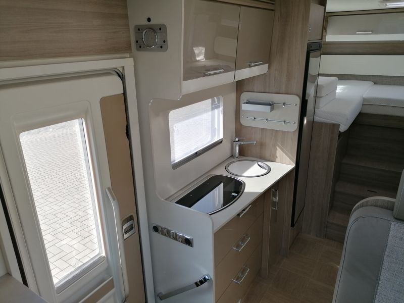 En venta LMC Elemento T 668 G Blanco 2020 Madrid foto 8