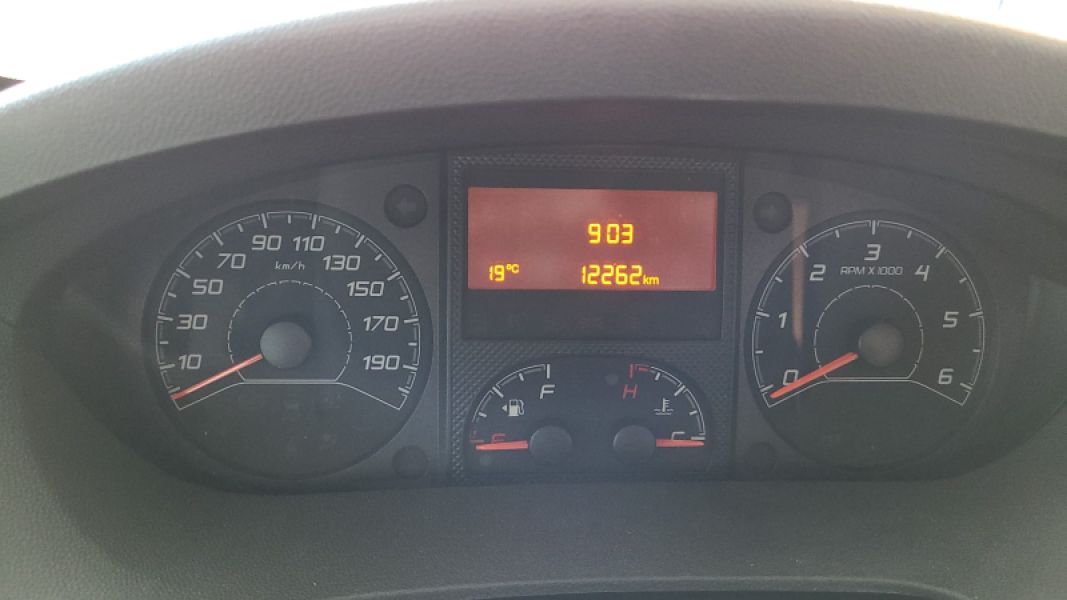 En venta LMC Elemento T 668 G Blanco 2020 Madrid foto 14