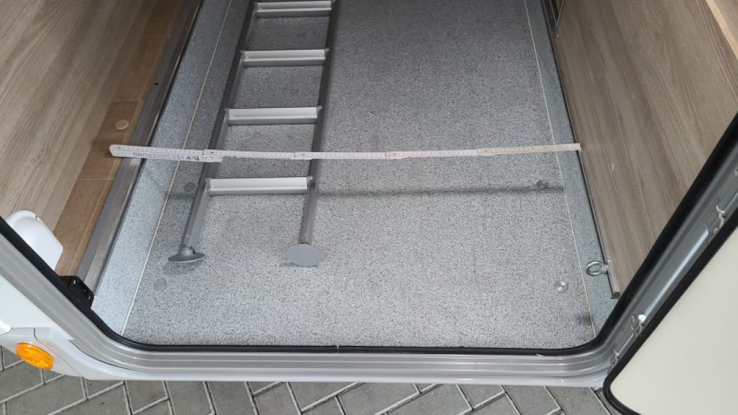 En venta LMC Elemento T 668 G Blanco 2020 Madrid foto 19