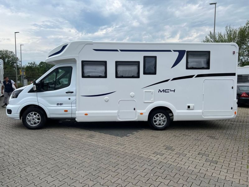 En venta McLouis  MC 4 281   Blanco 2022 Madrid foto 2