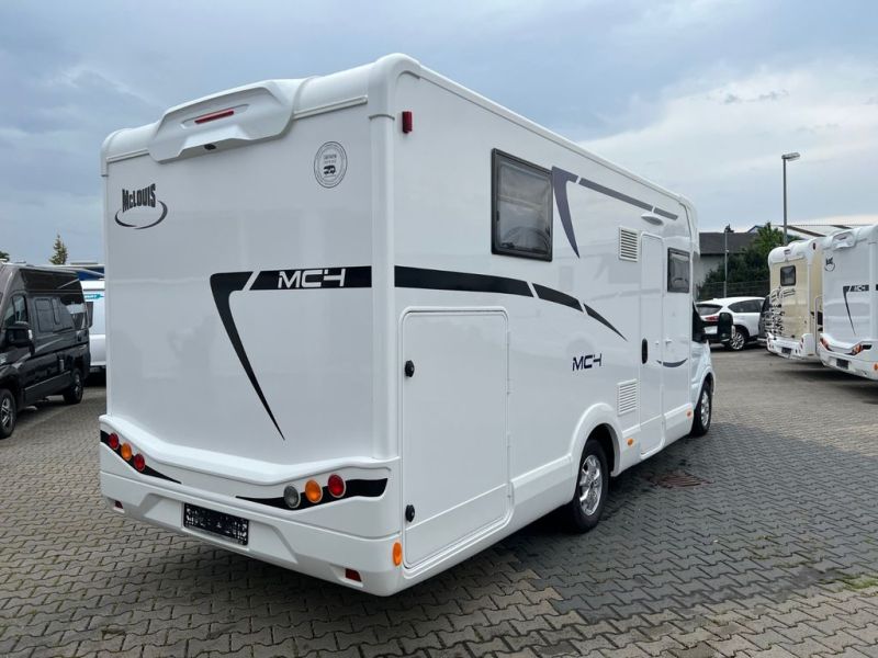 En venta McLouis  MC 4 281   Blanco 2022 Madrid foto 5