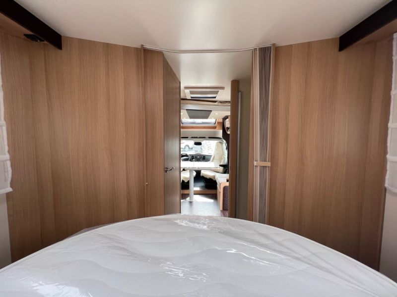 En venta McLouis  MC 4 281   Blanco 2022 Madrid foto 13