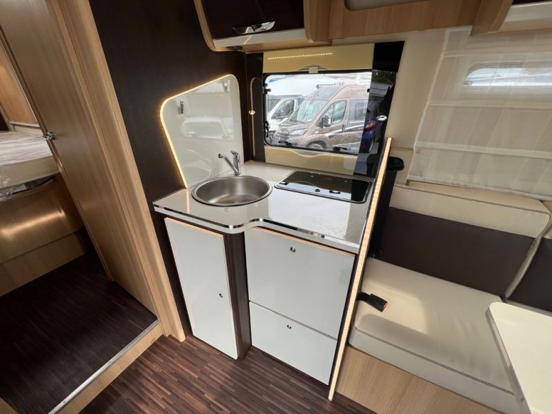 En venta McLouis  MC 4 281   Blanco 2022 Madrid foto 18