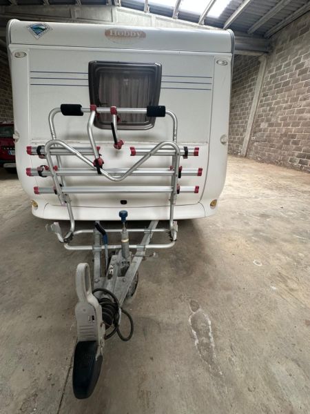 En venta Hobby 460 UFE + mover + aire + avance Blanco 2009 Tarragona foto 2