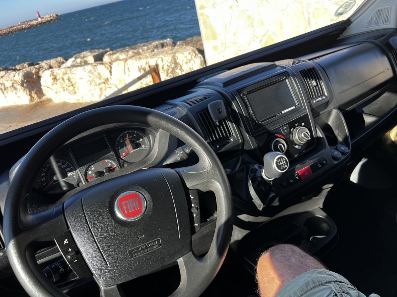 En venta Challenger V114 ANNIVERSARY EDITION Beige 2020 Alicante foto 3