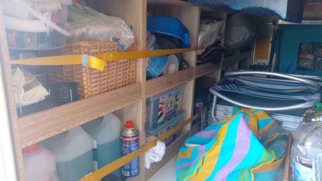 En venta Adria Coral SP690 Blanco 2010 Badajoz foto 5