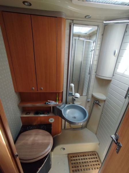 En venta Bürstner Viseo i694 Blanco 2009 Asturias foto 6