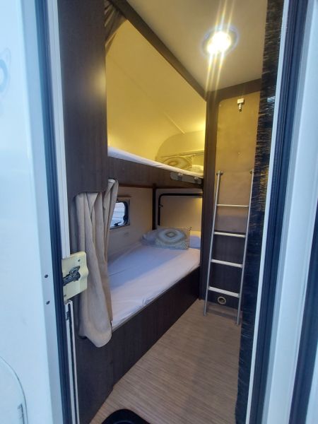 En venta Renault BLUE CAMP 71  Blanco 2016 Málaga foto 5