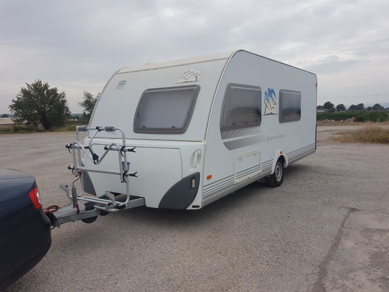 En venta Knaus KNAUS SÜDWIND 500 FSK Blanco 2007 Valencia foto 1