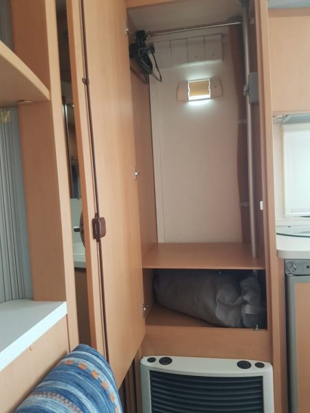 En venta Knaus KNAUS SÜDWIND 500 FSK Blanco 2007 Valencia foto 15