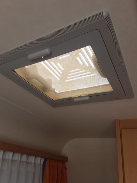 En venta Knaus KNAUS SÜDWIND 500 FSK Blanco 2007 Valencia foto 18