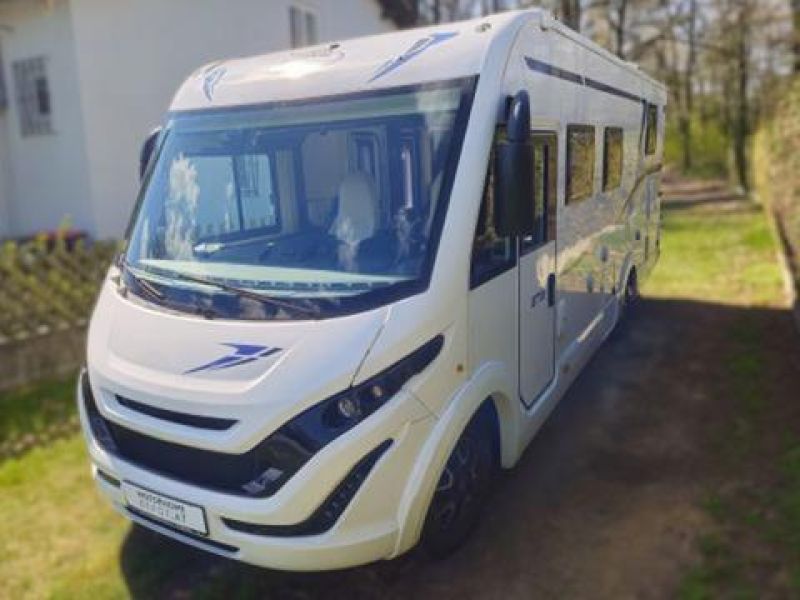 En venta McLouis Nevis 273 Blanco 2021 Madrid foto 1