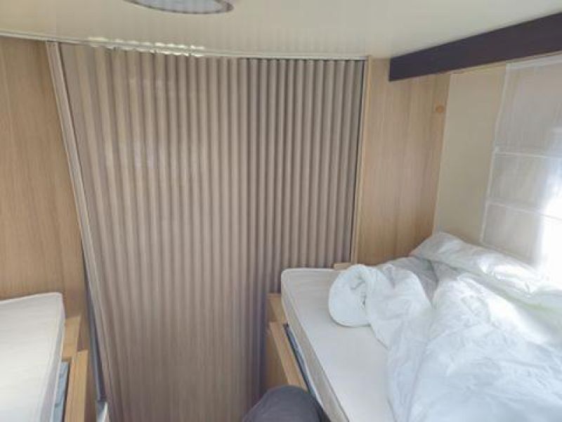 En venta McLouis Nevis 273 Blanco 2021 Madrid foto 8