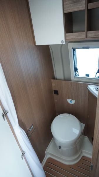 En venta Carado CVE 600 Blanco 2021 Barcelona foto 8