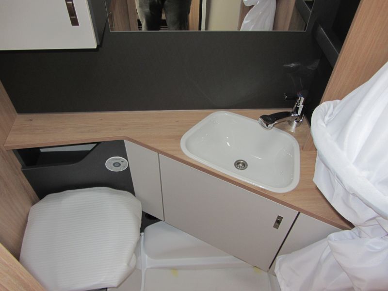 En venta Knaus SPORT 500 QDK Blanco 2026 Sevilla foto 8