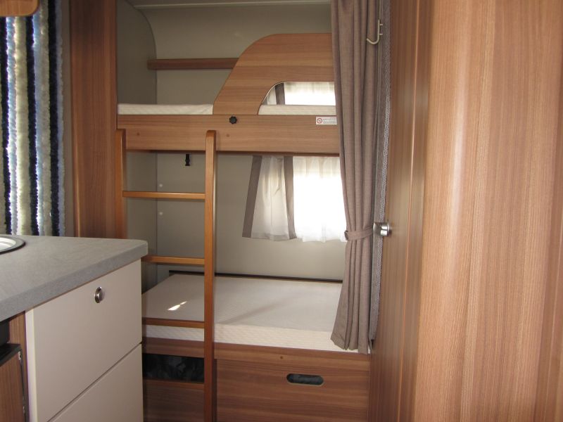 En venta Weinsberg CARAONE 400 LK Blanco 2019 Sevilla foto 8