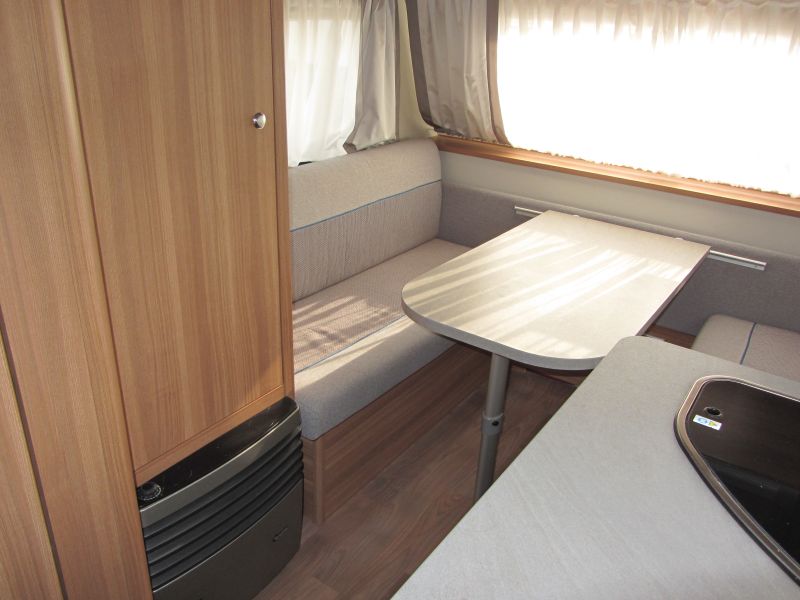 En venta Weinsberg CARAONE 400 LK Blanco 2019 Sevilla foto 11