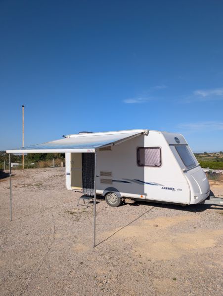 En venta Caravelair Antares luxe 410 Blanco 2006 Valencia foto 1