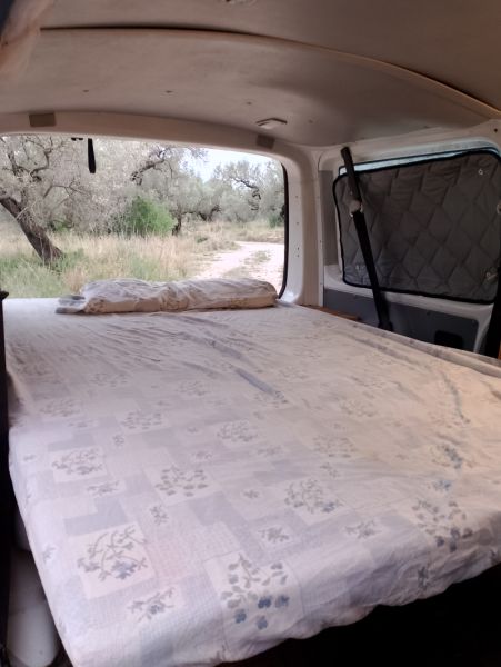 En venta Volkswagen Transporter T5 2.0 TDI 114cv Blanco 2014 Tarragona foto 11