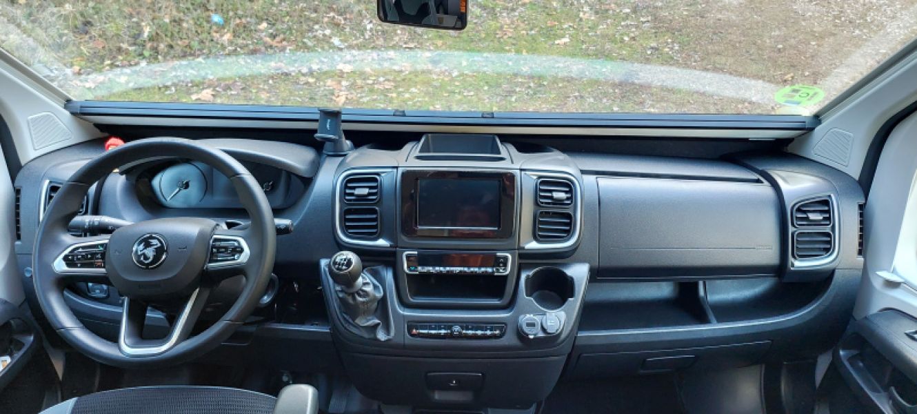 En venta Fiat Ducato 35 L3H2 140cv  4 plazas Blanco 2022 Barcelona foto 8